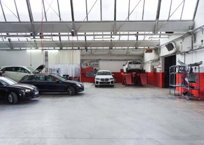 Autowerkstatt 6